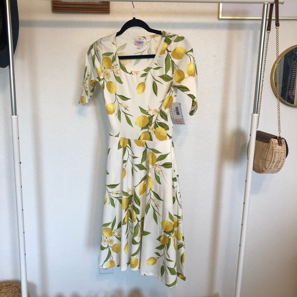 LuLaRoe Dresses & Skirts - Lularoe Lemon Print Dress